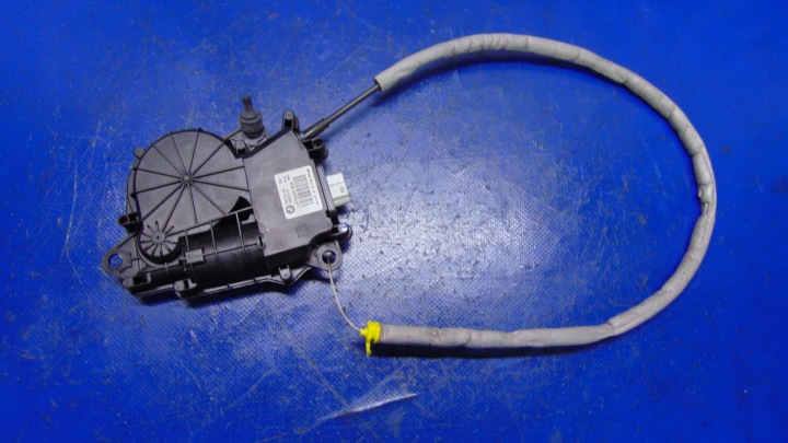 de la Serrure DOCIAG du capot Porte coffre hayon BMW F30 F31 10-18 ROK