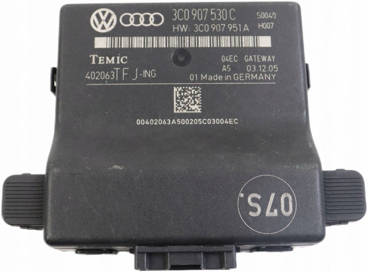 VW PASSAT B6 modul Bedienteil GATEWAY 3C0907530C 3C0907951A