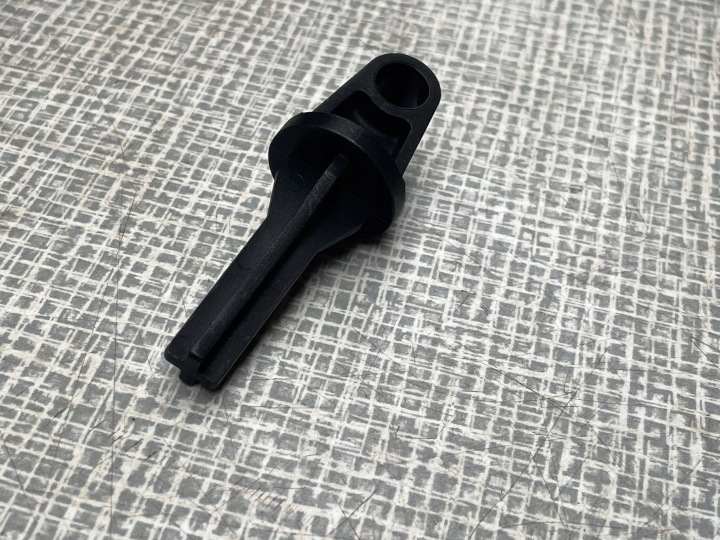 Halter PEDALU der Kupplung VOLVO S80 3546113 @A