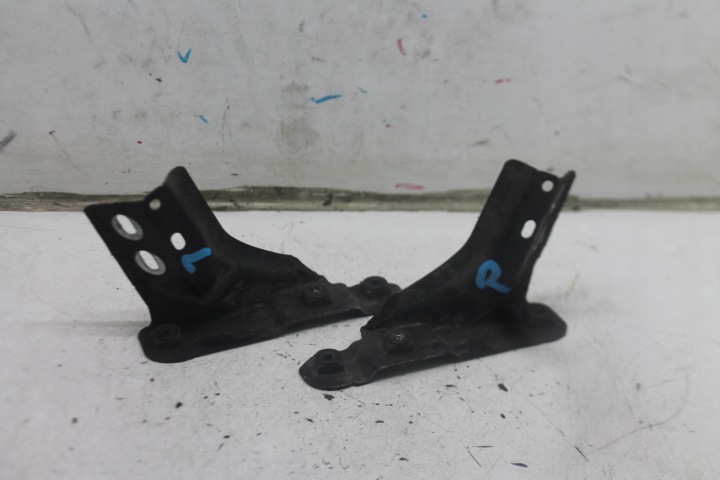 Console Aile Droite Avant 6R0821142 VW POLO 6R 09-17