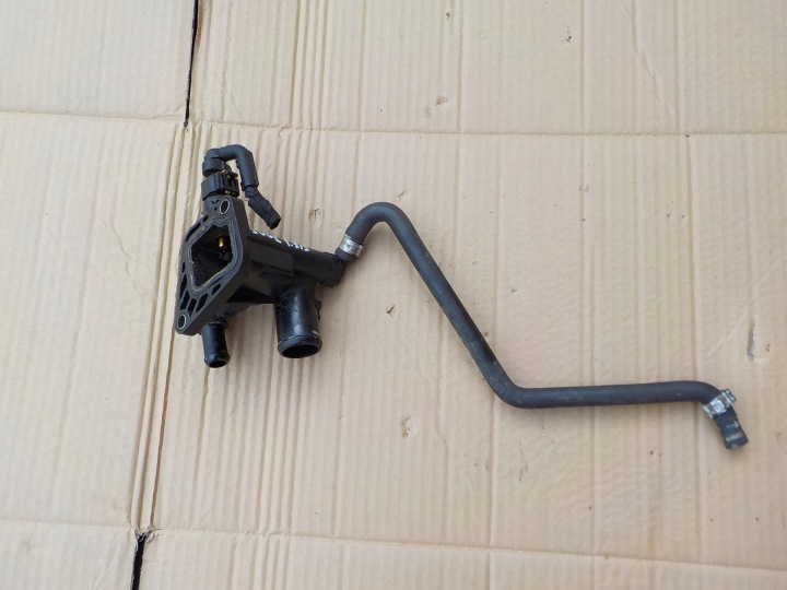 thermostat housing fiat 500L 1,3 M-JET 55233327