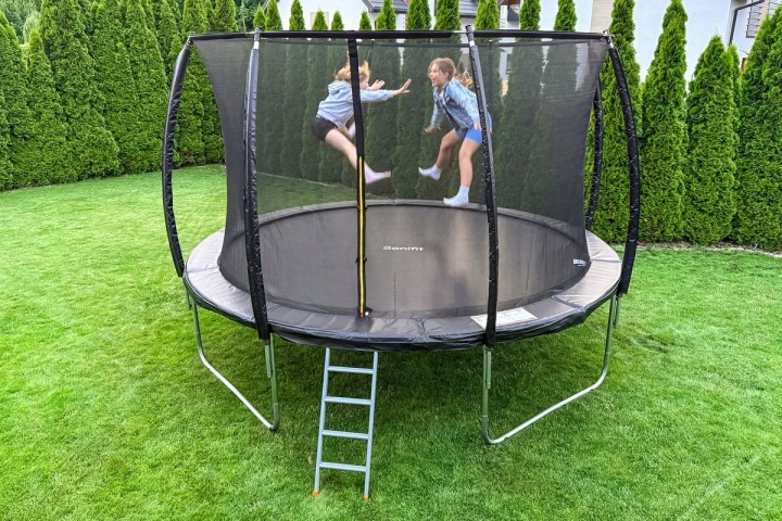 Батут садовий FIGS V2 з сіткою внутрішньою 366 см 12FT /SONIFIT — фото 12