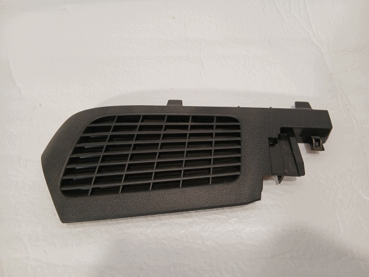 AUDI Q5 80A rács fedél csomagtartó bal 80A868605