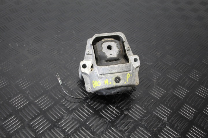silenblok jobb AUDI Q5 8R0 8R0199381AK