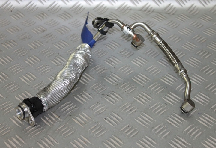 BMW G30 G11 G05 M50D B57S wiring of water tube - 8575755