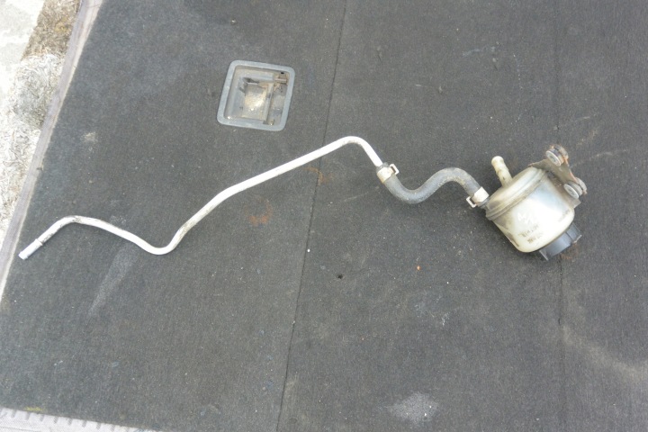 réservoir gaz crémaillère de direction NISSAN MAXIMA A33