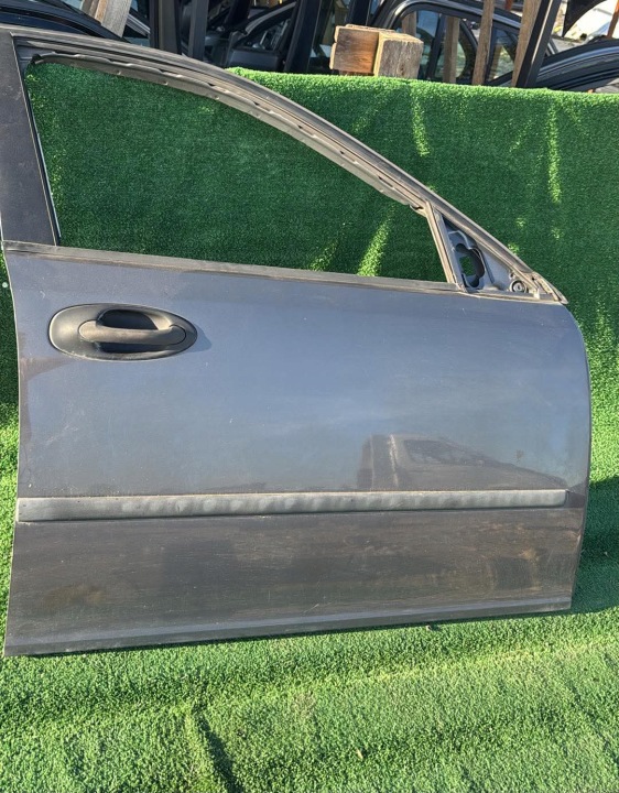 porta portiera destra anteriore 02-07r. SAAB 9-3 II 93 OE k. 295 do Kombi / berlina