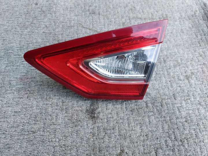FORD MONDEO MK5 HB 14- light right rear bonnet LED 17r