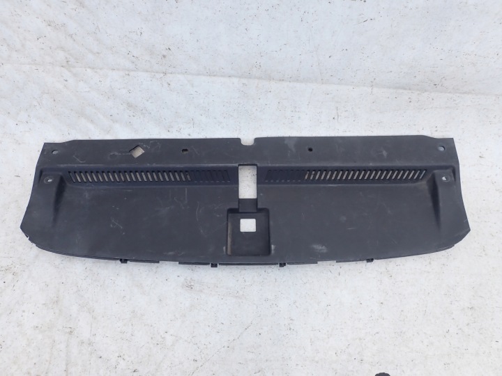 HYUNDAI TUCSON III 15- Blende Abdeckung öv, szíj vorne vorne