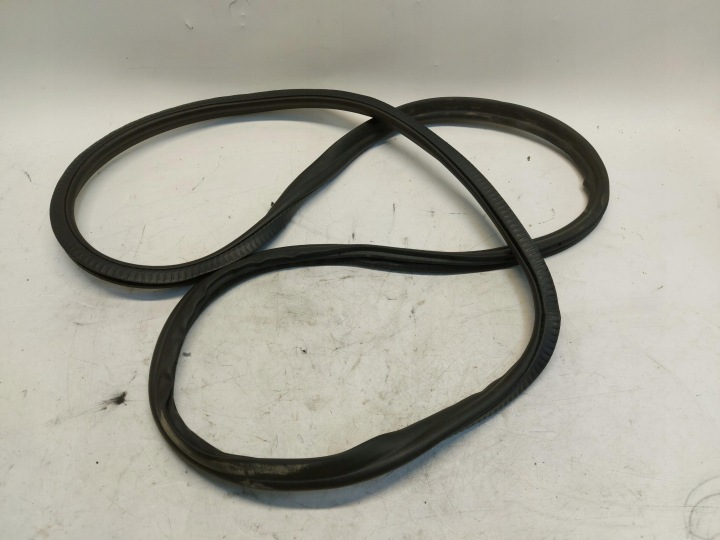 BMW G30 530e Joint Droite Avant
