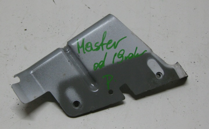 RENAULT MASTER III LIFT staffa parafango destra anteriore 641C20003R