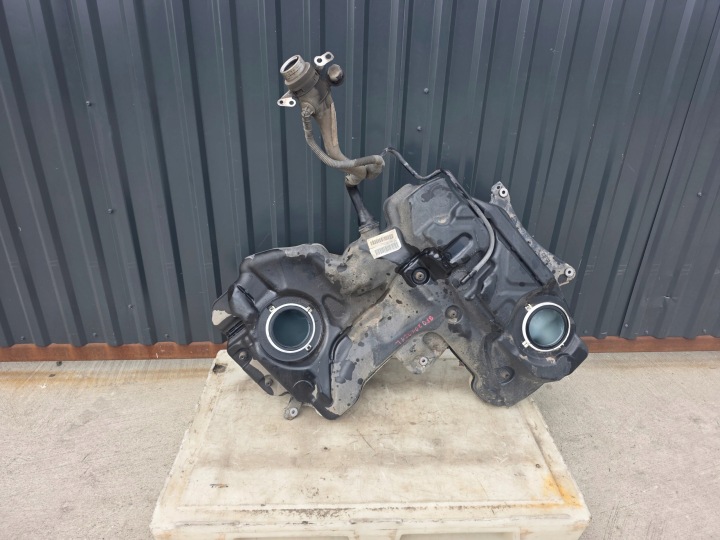 kraftstofftank tank AUDI A4 B8 A5 8T 8F0201021L 2.0 3.0 DIESEL QUATTRO