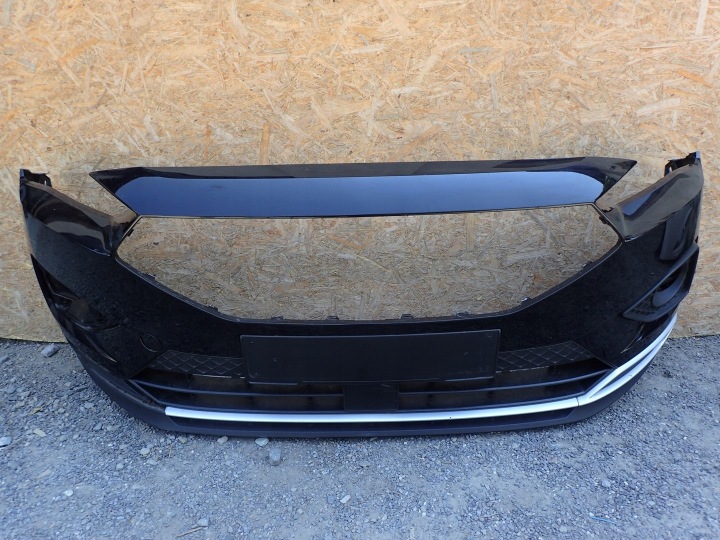 STOSSSTANGE VORNE VORNE SEAT TARRACO 5FJ KN2 2018