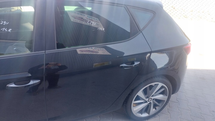 SEAT LEON III 3 5F HB 12r> vrata lijevog stražnji dio YLNIE boja LZ9Y kompletne