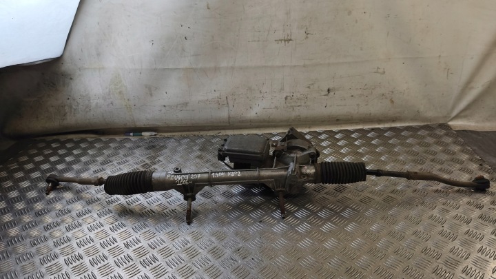 Boîter direction Boîter direction PEUGEOT 207 1.4HDi 2006r 6820000090