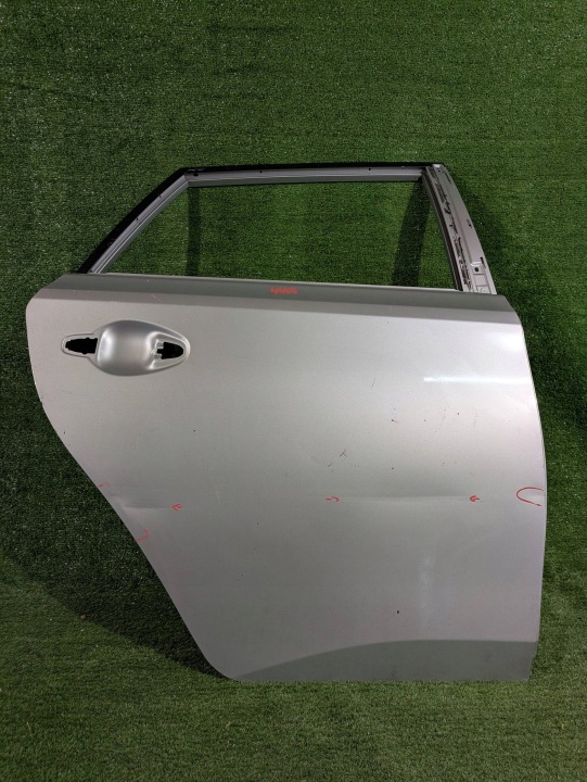 Portière Arrière Droit Droite Arrière TOYOTA AURIS II HB HATCHBACK 12- NR.4468