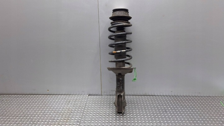 Stoßdämpfer links rechts vorne 357413031R VW PASSAT B3