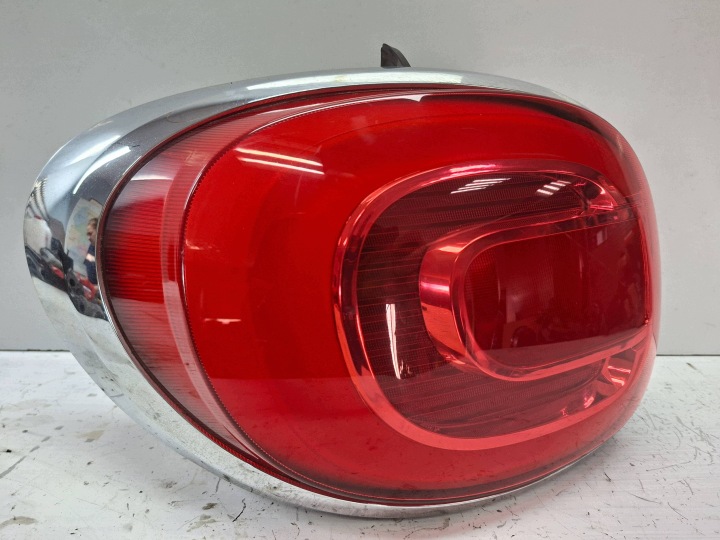 Feux phare Arrière Gauche 51883572 FIAT 500L 2012