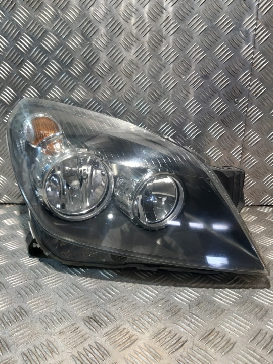 fanale faro destro destra anteriore HELLA OPELA ASTRA III H 3D