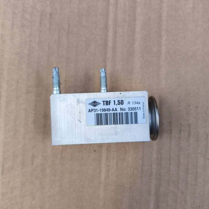 Vanne rozprezny Climatisateur air conditionné Ford Fiesta MK7 LIFT 1.0 2014