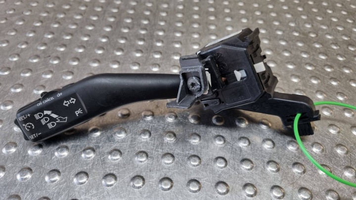 lenkstockhebel schalter blinkleuchten TEMPOMATU 1K0953513G VW GOLF VI LEON II