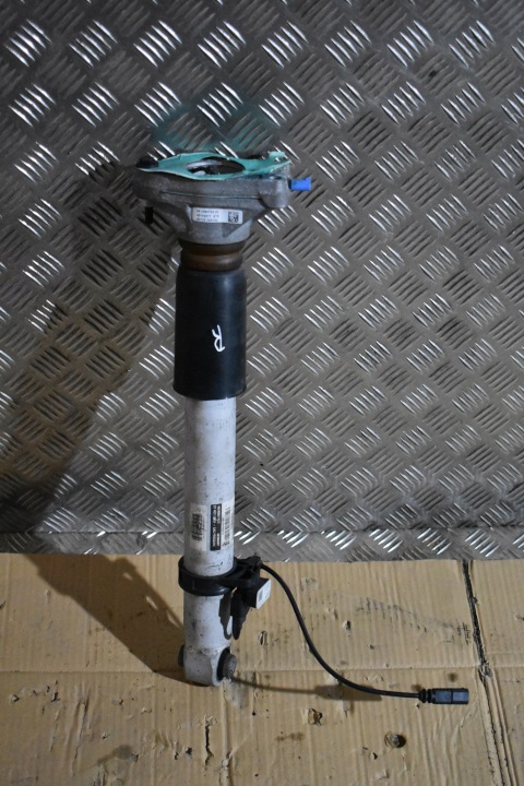 IDEALNY shock absorber rear right BMW F80 F82 F83 1