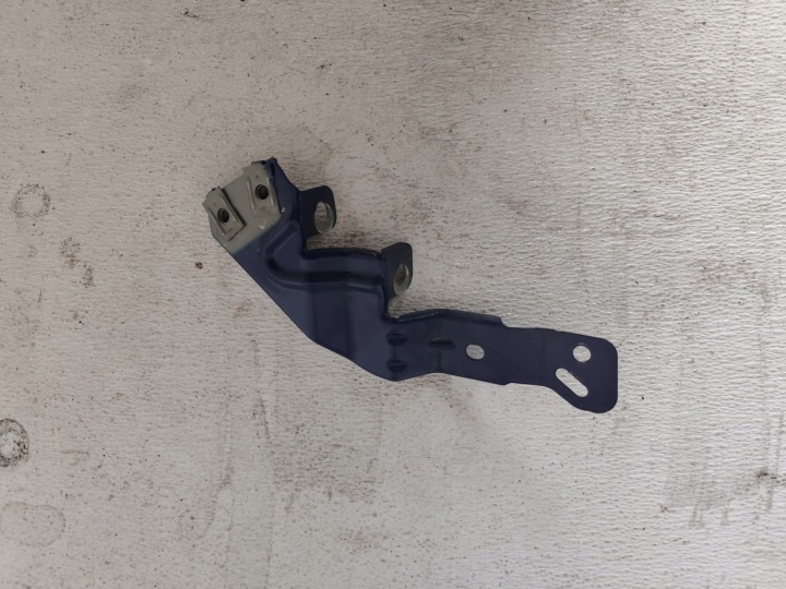 OPEL INSIGNIA B 2019 right holder console of a fender