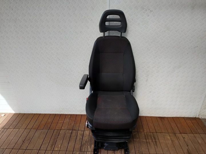 DUCATO JUMPER BOXER III LIFT 14-25 FOTEL elsö bal KIEROWCY PNEUMATYCZNY