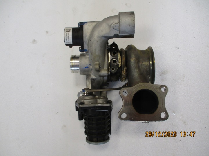 turbo turbina Peugeot 2008 208 II 1.2THP 9825982080