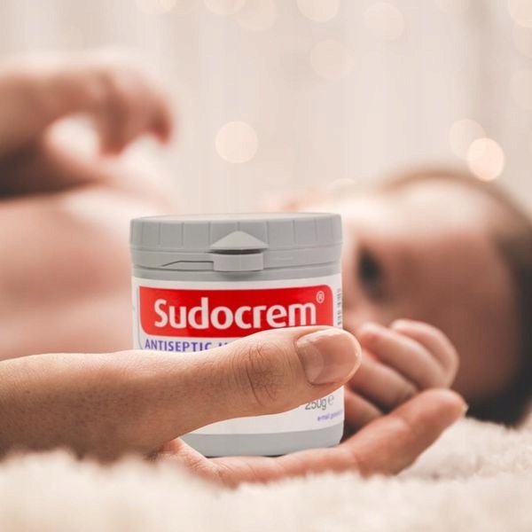 Sudocrem Крем 125 г Захисний На Подразнення Попрілості Потертості Шкіри — фото 2