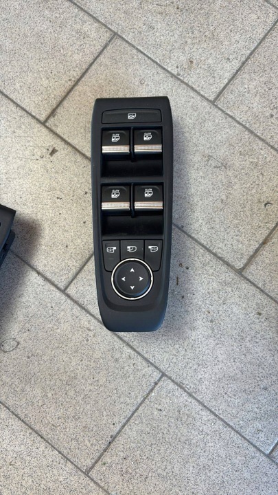 ovladac okien Renault Rafale 254107821R