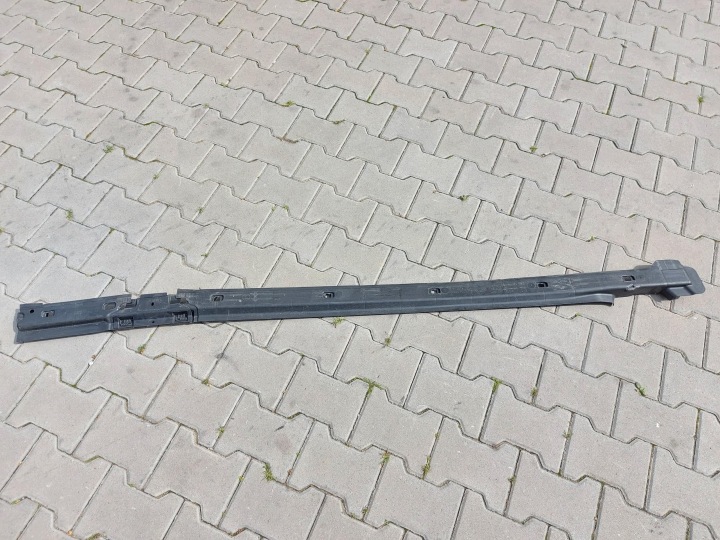 VW ID5 GTX 11E Halter Leiste Schutzleiste PROGOWEJ links 1EA825201A
