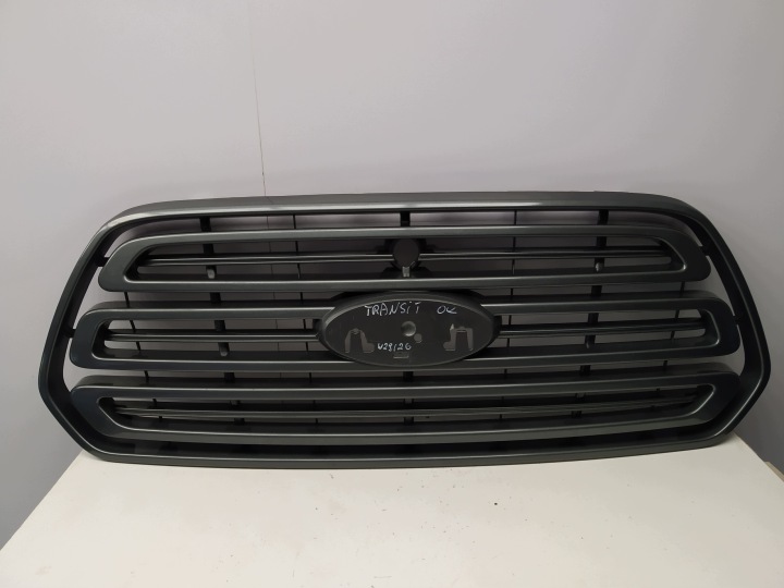 2014-2018r Ford Transit Mk8 VIII maszk w lökhárító eleje eredeti