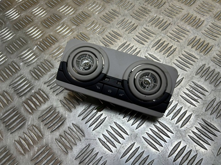 Oswietlenie cabina FANALE CIELO INTERNO BMW 6 F06 Gran coupe 2013 7960666