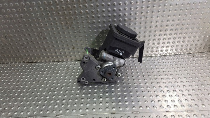 servo pump 7693974101 6760956 BMW E60 E61 530 3.0 D M57N
