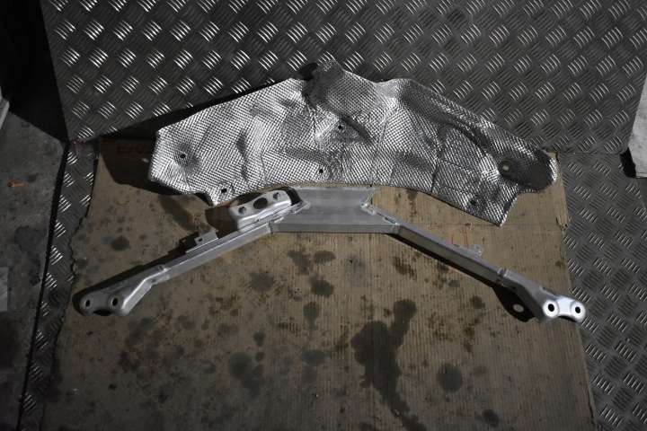 IDEALNA TRAVERZ Consolle copertura GREMBIALINA TERMICZNA PORSCHE PANAMERA 971 1