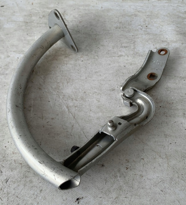 # Scharnier heckklappe heck links PASSAT B6 Sedan 3C5827301B