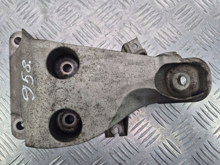 Supporto motore staffa fissaggio BMW 4 F32 F82 420i 73681310 N20