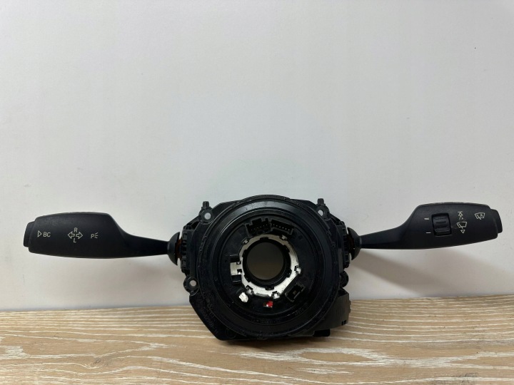 páčky pod volant a ovládanie predok BMW 3 F30 F35 F31 9351148