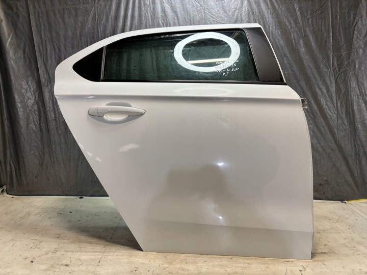 Portière Droite Arrière PEUGEOT 301 K: EWP