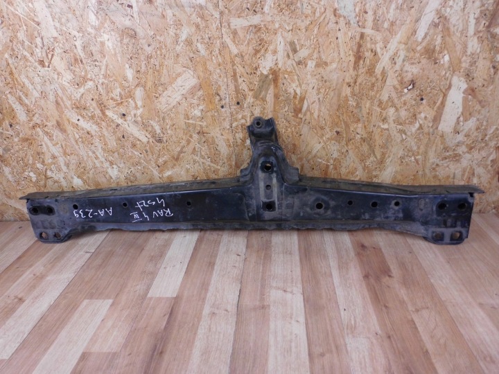 Toyota RAV4 IV 2.5 HYBRID sider console holder below radiator of the engine