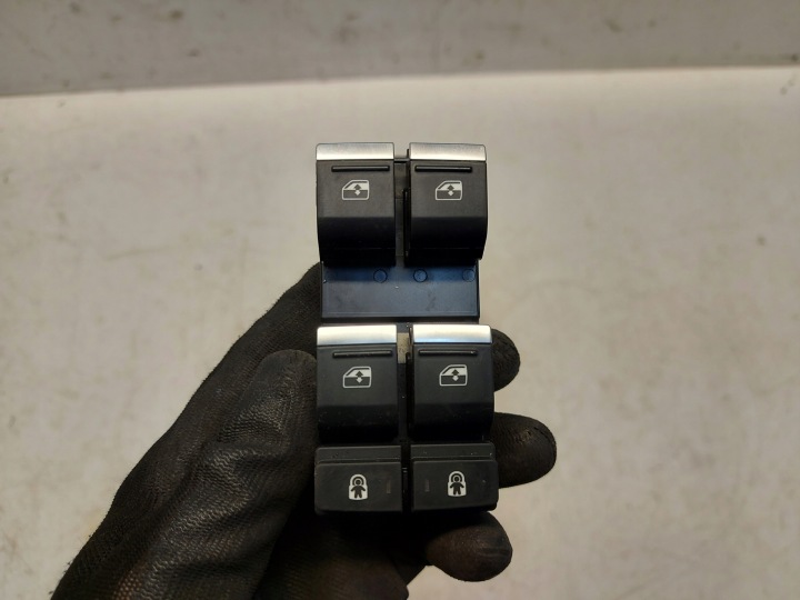 AUDI A8 D5 4N PANEL ovladac oken 4N0959851