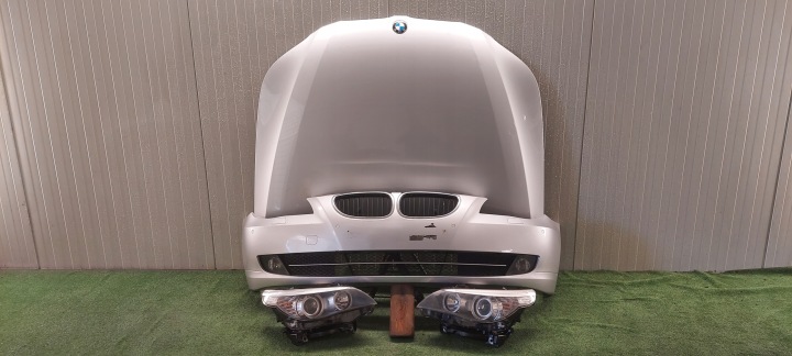 cofano +Cerniere BMW 5 E60 E61 LAK: 354 TITANSILBER METALLIC