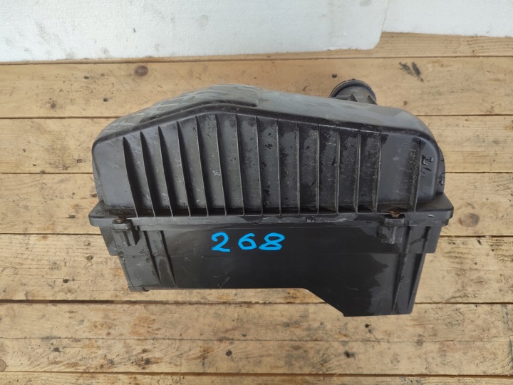 cover of a filter, air Citroen C2 9680062180 9680062280