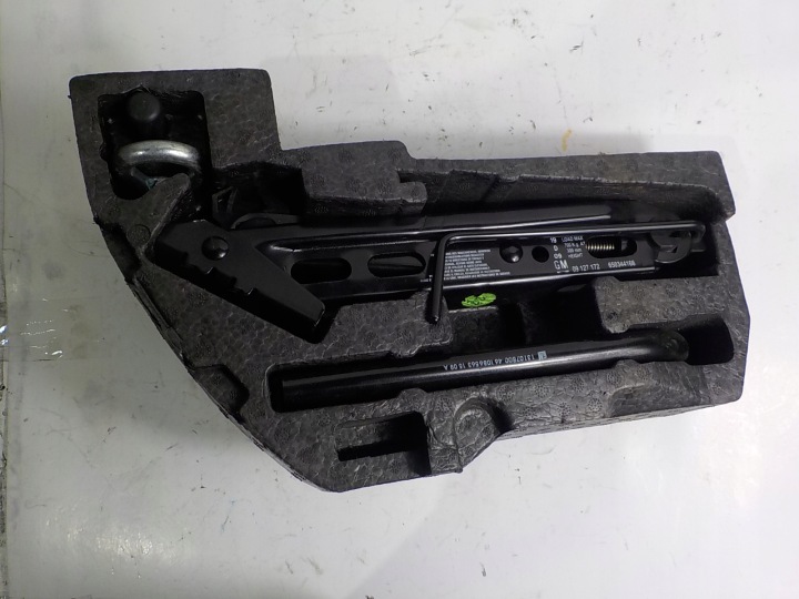 OPEL CORSA D povinna vybava 13299889