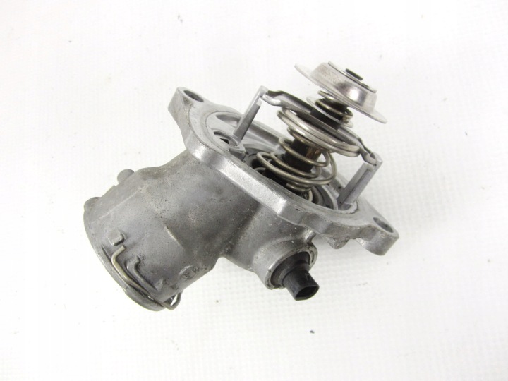 termostato Mercedes W251 R-klasa R500 5.5 V8
