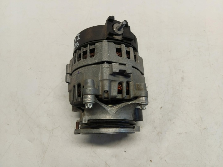 Mercedes GLA 200 II H247 1.3TB Alternateur 14V 200A A0009061311