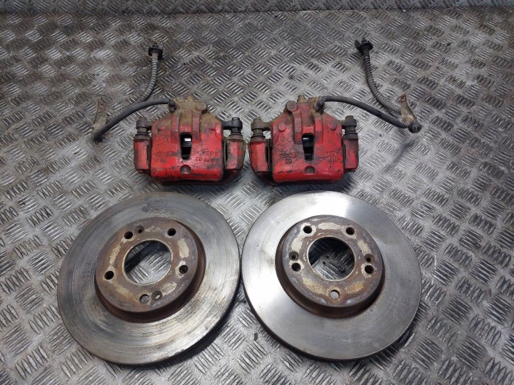 kočioni disk kočione, kočne prednji dio + pločice + čeljusti KIA CEED i LIFT
