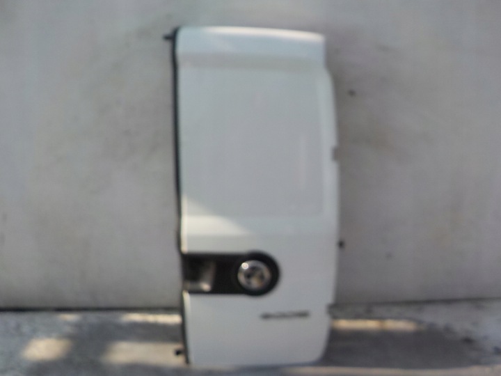 631 FIAT DOBLO II OPEL COMBO D ajtó jobb far hátsó