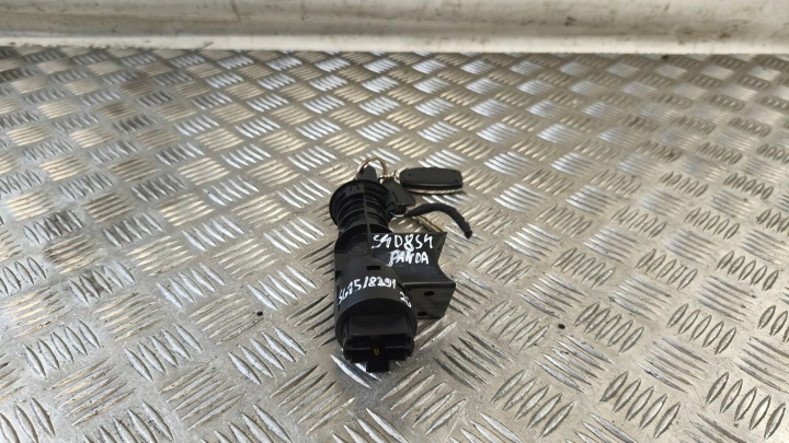 Allumage FIAT PANDA II 2011r 46845361